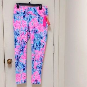 SOLD on MERCARI NWT Lilly Pulitzer Luxletic Corso Pants